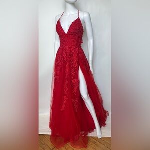 La Femme Red Lace & Tulle Formal Gown Size 2 Open Back Leg Slit Prom Dress